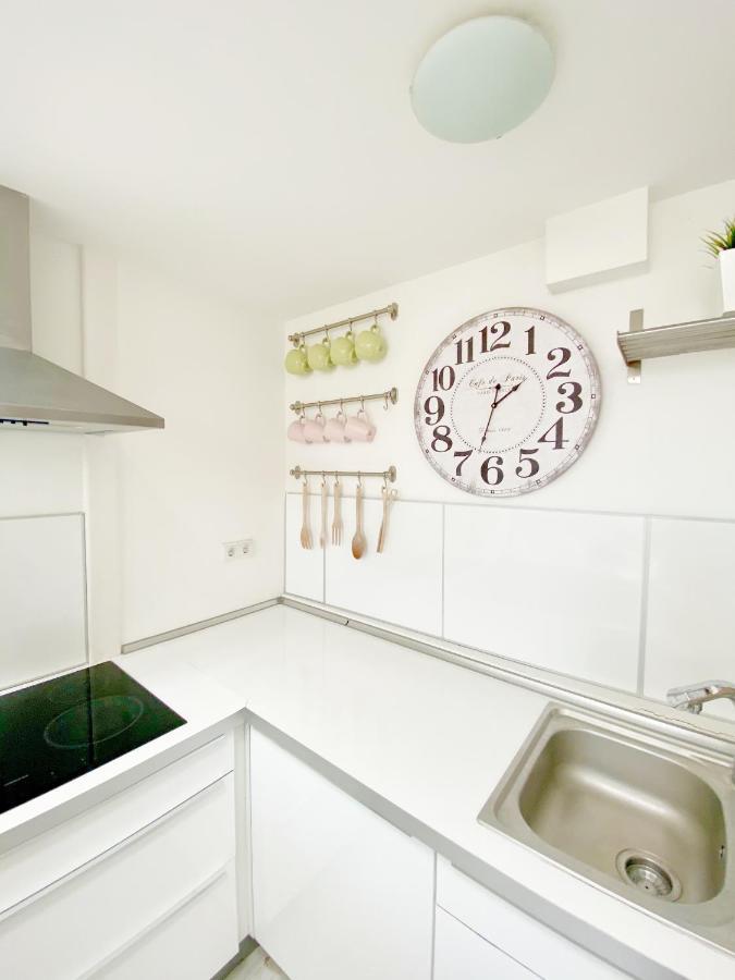 Loft With Rooftop And Free Parking In Garage Budapest Exterior foto